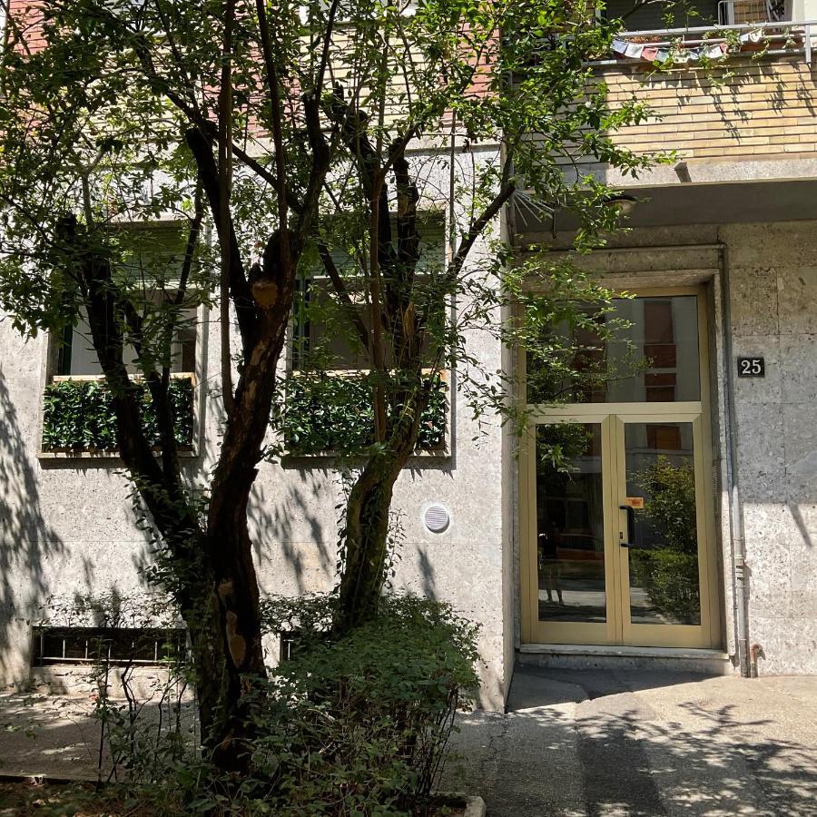 Studio 25 Apartment - Near Metro M3 Милан Экстерьер фото